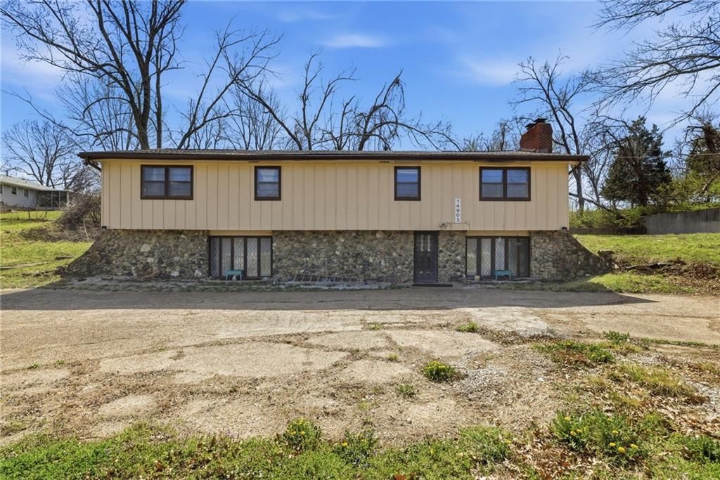 14903 E Kentucky Road, Independence, MO 64050