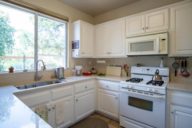 2495 Muirfield Ct, Lincoln, CA 95648