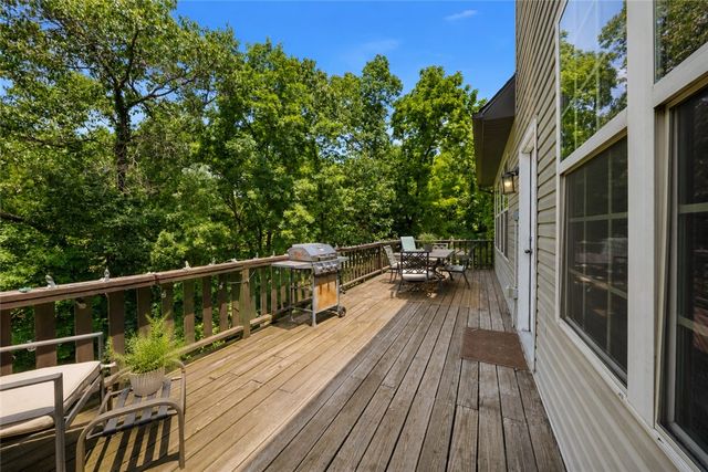 14 Holcombe Lane, Bella Vista, AR 72714