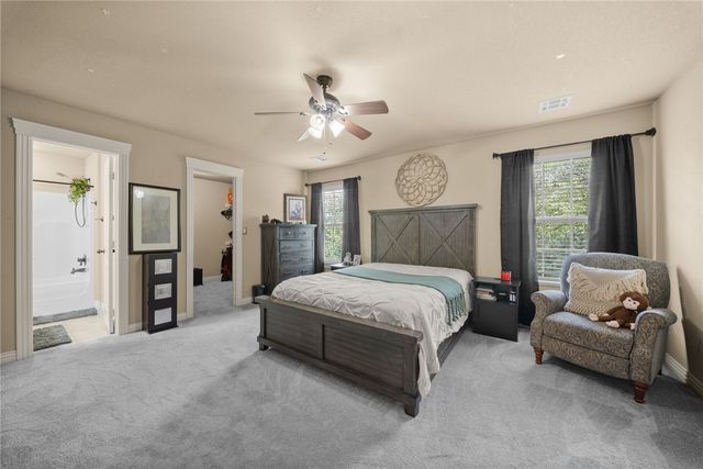 14 Holcombe Lane, Bella Vista, AR 72714