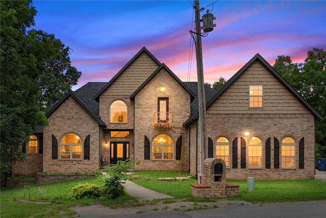 14 Holcombe Lane, Bella Vista, AR 72714