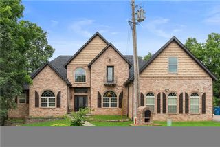14 Holcombe Lane, Bella Vista, AR 72714