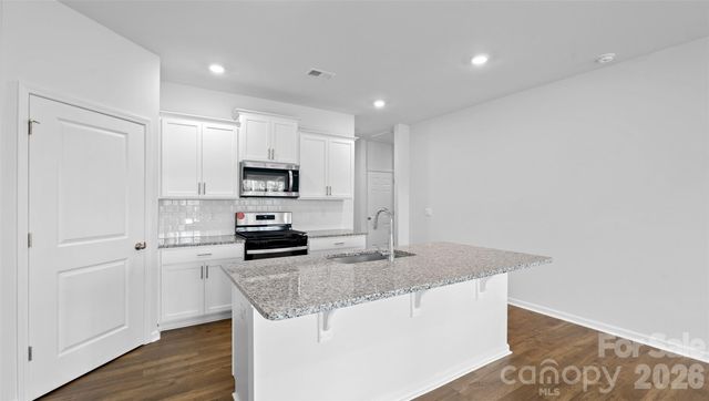 23 Ridgehaven Drive, Waynesville, NC 28786