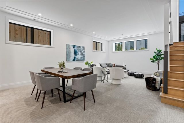 3846 N Bell Avenue, Chicago, IL 60618