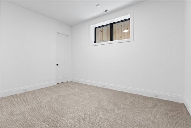 3846 N Bell Avenue, Chicago, IL 60618