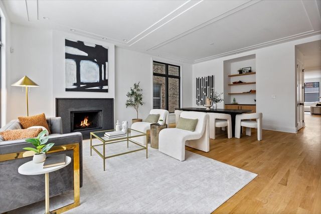 3846 N Bell Avenue, Chicago, IL 60618