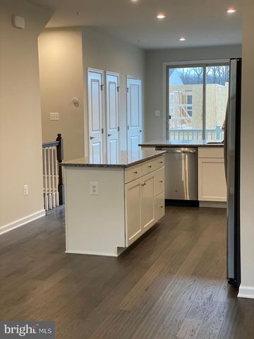 3102 POTTERS HILL RD, Hanover, MD 21076