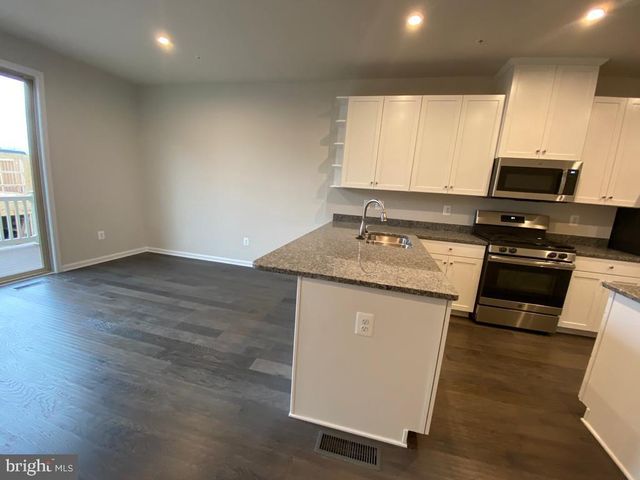 3102 POTTERS HILL RD, Hanover, MD 21076