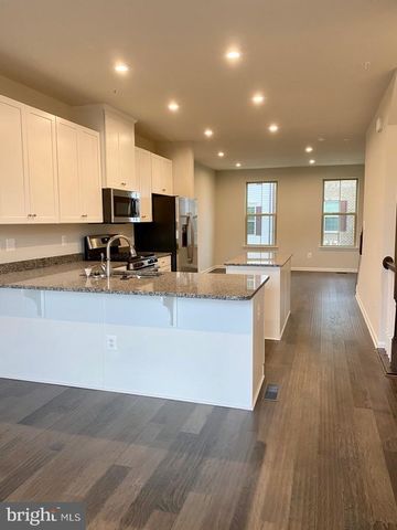 3102 POTTERS HILL RD, Hanover, MD 21076