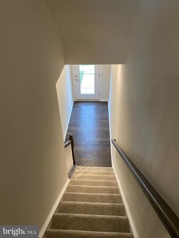 3102 POTTERS HILL RD, Hanover, MD 21076