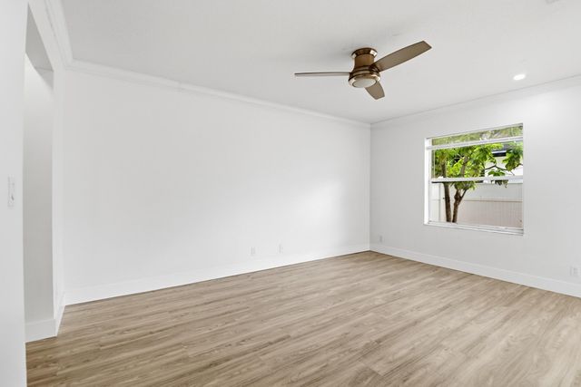 105 Vanessa Street, Palm Springs, FL 33461