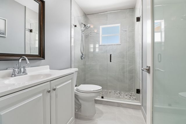 105 Vanessa Street, Palm Springs, FL 33461