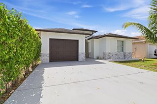 105 Vanessa Street, Palm Springs, FL 33461