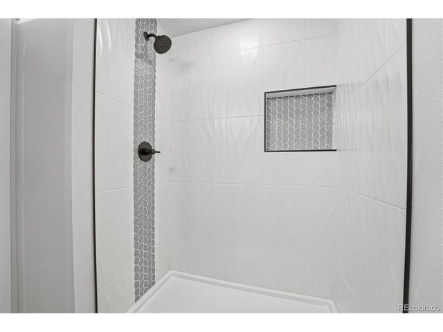 9800 W Cornell Pl, Lakewood, CO 80227