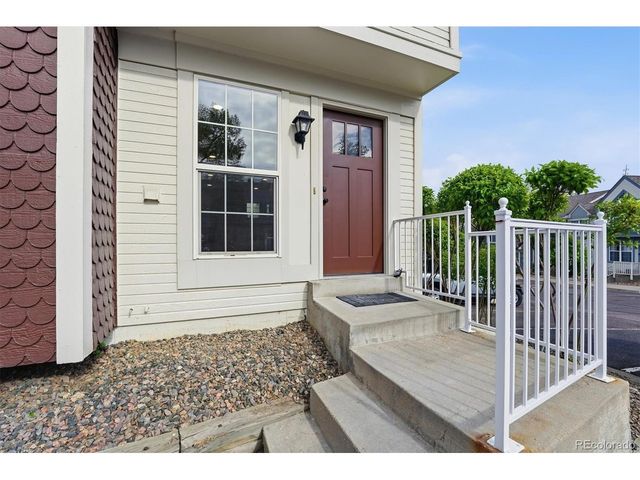 9800 W Cornell Pl, Lakewood, CO 80227