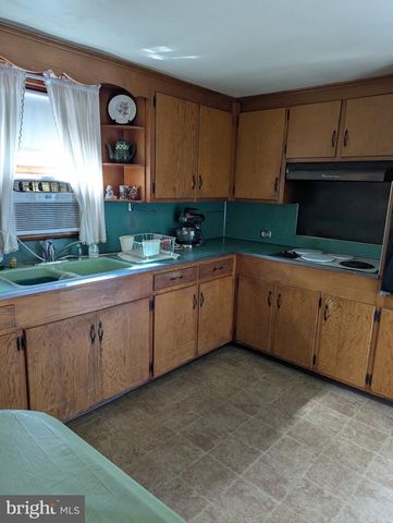 545 N OCTORARA TRL, Parkesburg, PA 19365