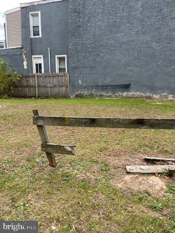 3140 W ARIZONA ST, Philadelphia, PA 19132