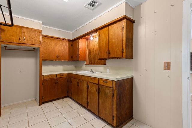 122 Fm 275, Emory, TX 75440