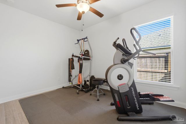 1473 Penn State Ct, Gulf Breeze, FL 32563