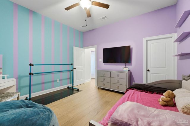 1473 Penn State Ct, Gulf Breeze, FL 32563