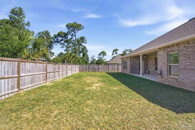 1473 Penn State Ct, Gulf Breeze, FL 32563