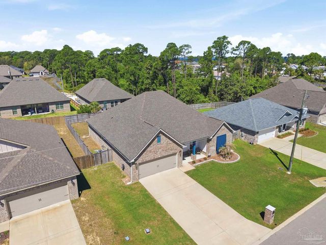 1473 Penn State Ct, Gulf Breeze, FL 32563