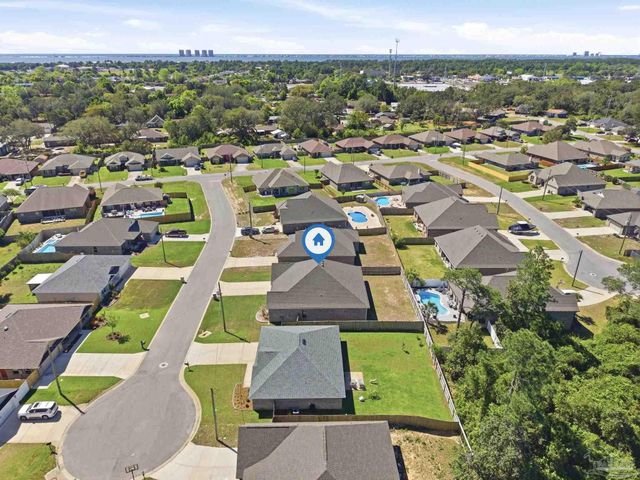 1473 Penn State Ct, Gulf Breeze, FL 32563