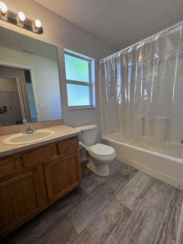 1006 Fairplay Avenue NW, Palm Bay, FL 32907