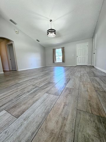 1006 Fairplay Avenue NW, Palm Bay, FL 32907