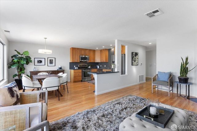 52 Jennings Court, San Francisco, CA 94124