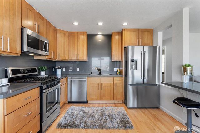 52 Jennings Court, San Francisco, CA 94124