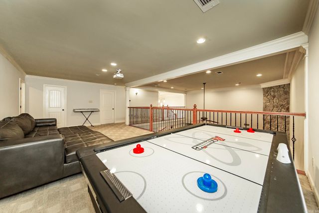 1916 Oakbrook Dr, Sherwood, AR 72120