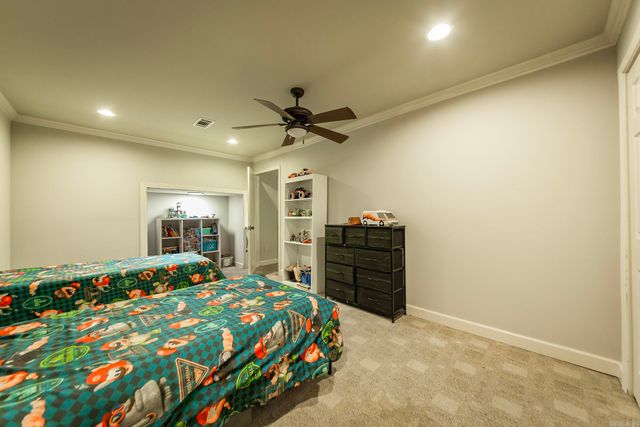 1916 Oakbrook Dr, Sherwood, AR 72120