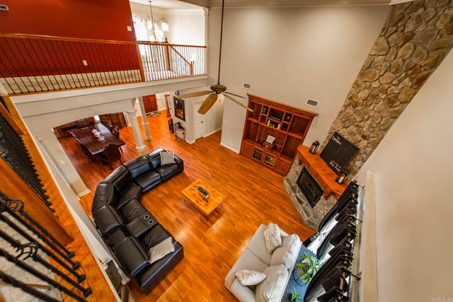 1916 Oakbrook Dr, Sherwood, AR 72120