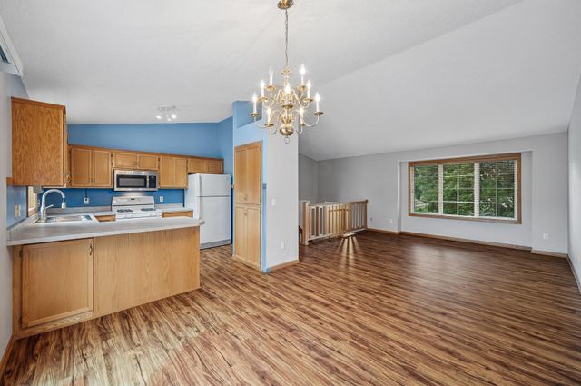 850 114th Avenue NE, Blaine, MN 55434