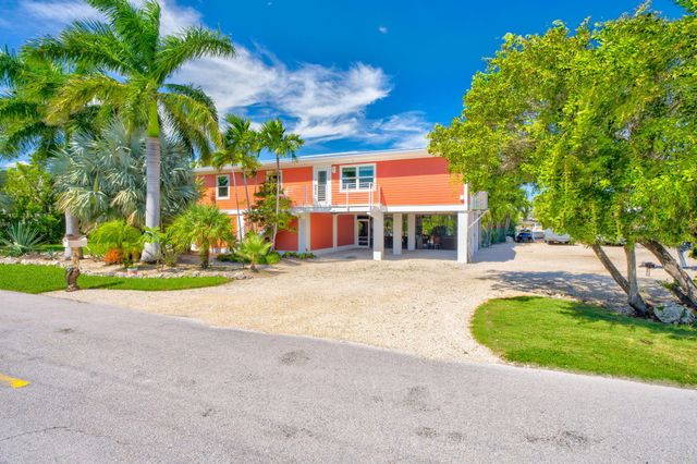 17227 Allamanda Drive, Sugarloaf Key, FL 33042