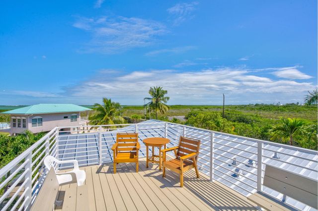 17227 Allamanda Drive, Sugarloaf Key, FL 33042