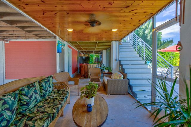 17227 Allamanda Drive, Sugarloaf Key, FL 33042