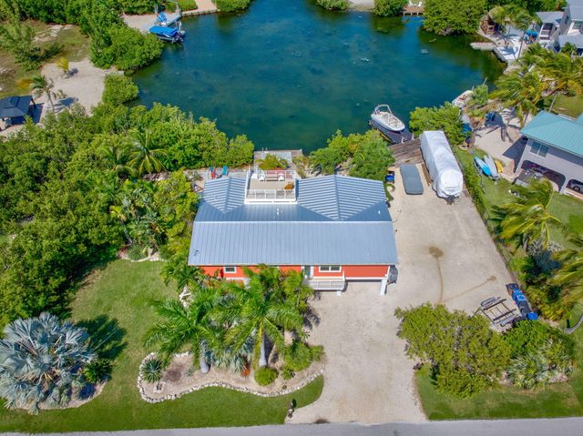 17227 Allamanda Drive, Sugarloaf Key, FL 33042