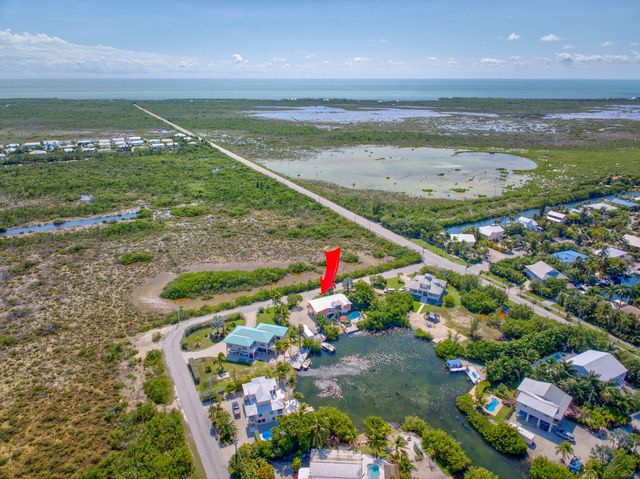 17227 Allamanda Drive, Sugarloaf Key, FL 33042