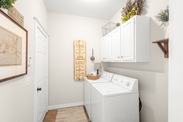 8225 Old White River Road, Rogers, AR 72756