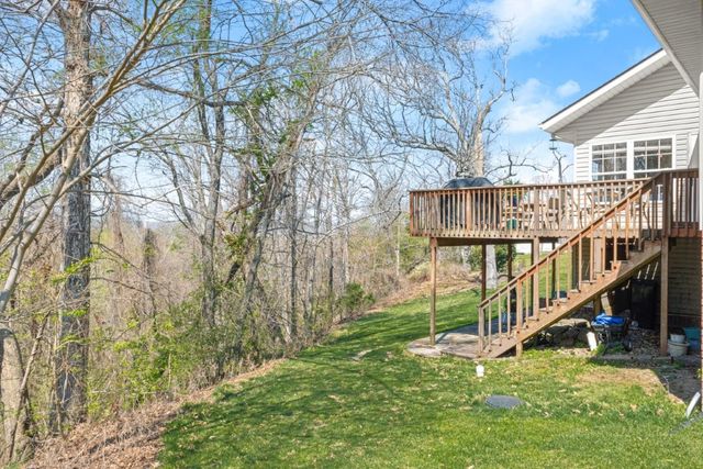 8225 Old White River Road, Rogers, AR 72756
