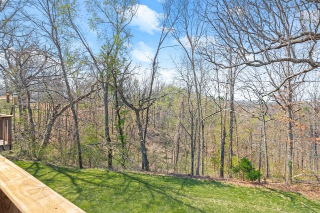 8225 Old White River Road, Rogers, AR 72756