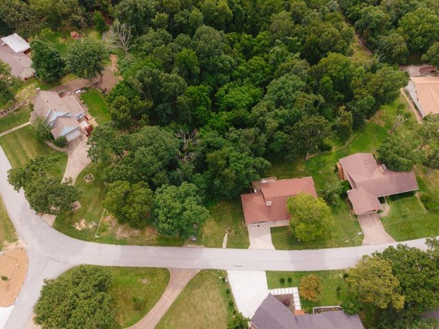 8225 Old White River Road, Rogers, AR 72756