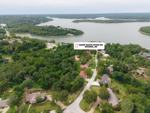 8225 Old White River Road, Rogers, AR 72756