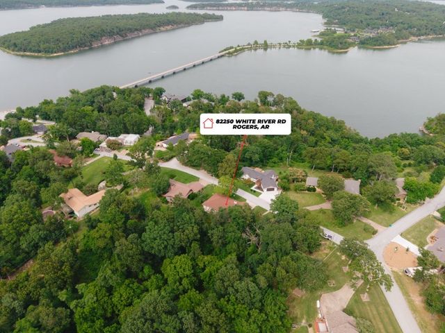 8225 Old White River Road, Rogers, AR 72756