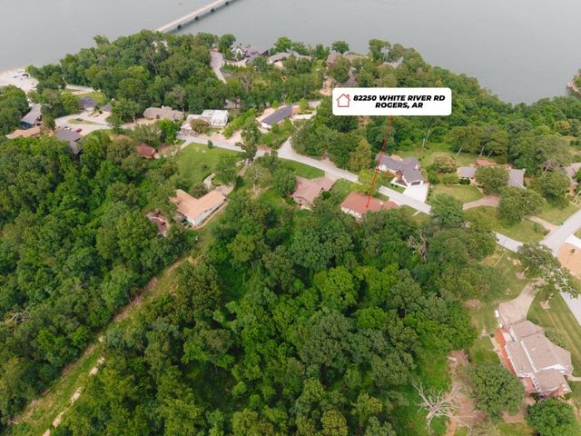 8225 Old White River Road, Rogers, AR 72756