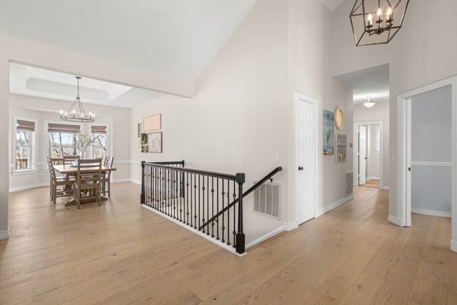 8225 Old White River Road, Rogers, AR 72756