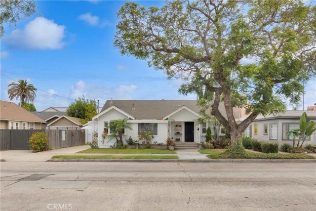 3728 E Colorado, Long Beach, CA 90814