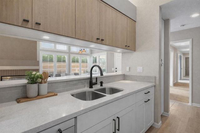 16 San Felipe Drive, Palm Desert, CA 92260